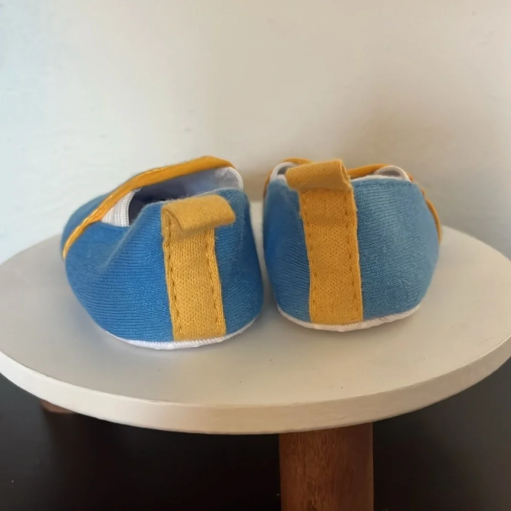 Duck Duck Goose Later Gator‎ Blue and Yellow Baby Shoes NWOT 3-6M